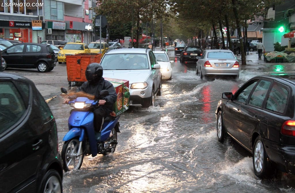 permbytje ne Tirane 2